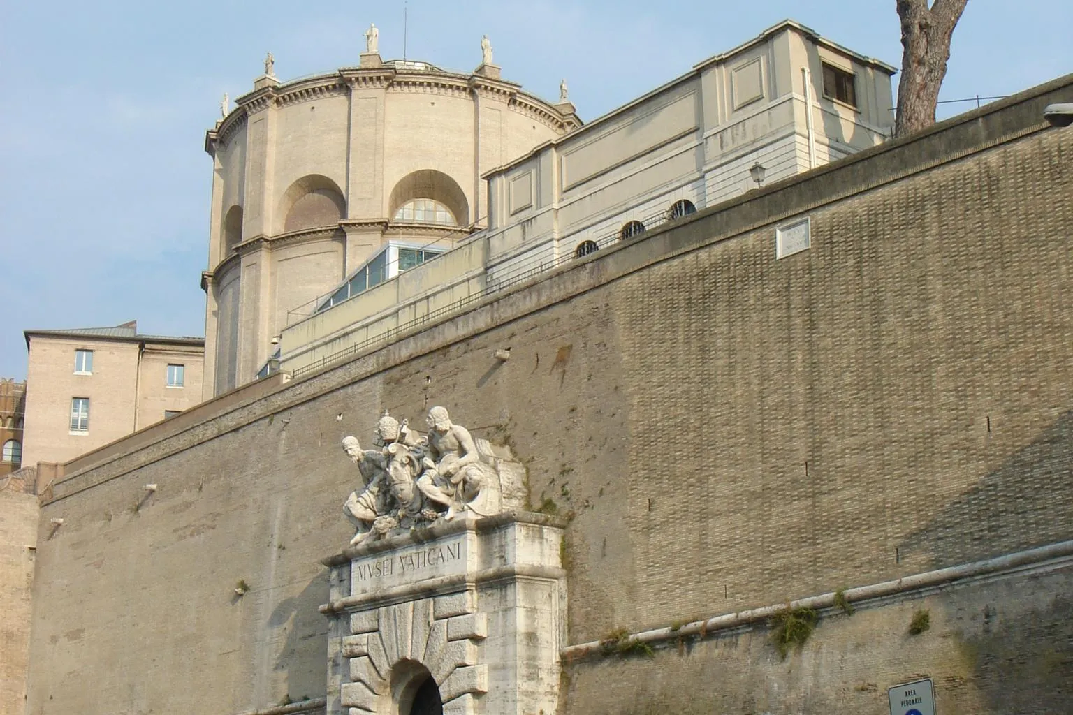 Musées du Vatican billets : quelles options pour éviter la foule